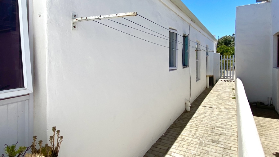 3 Bedroom Property for Sale in Velddrif Western Cape